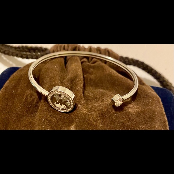 micheal kors bangle - Picture 4 of 6